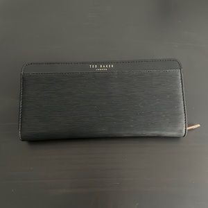 Ted Baker long wallet